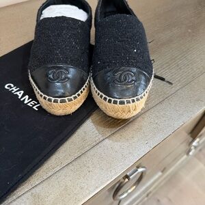 CHANEL Black Tweed and Leather Espadrille Flats with Jute Sole